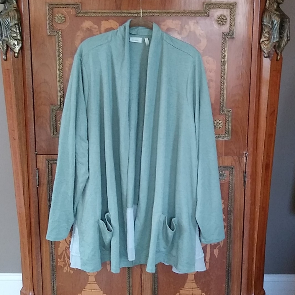 0813 LOGO Lounge Cardigan